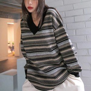 Dazy Chevron Stripe V-Neck Sweater Pullover Drop Shoulder Multicolor